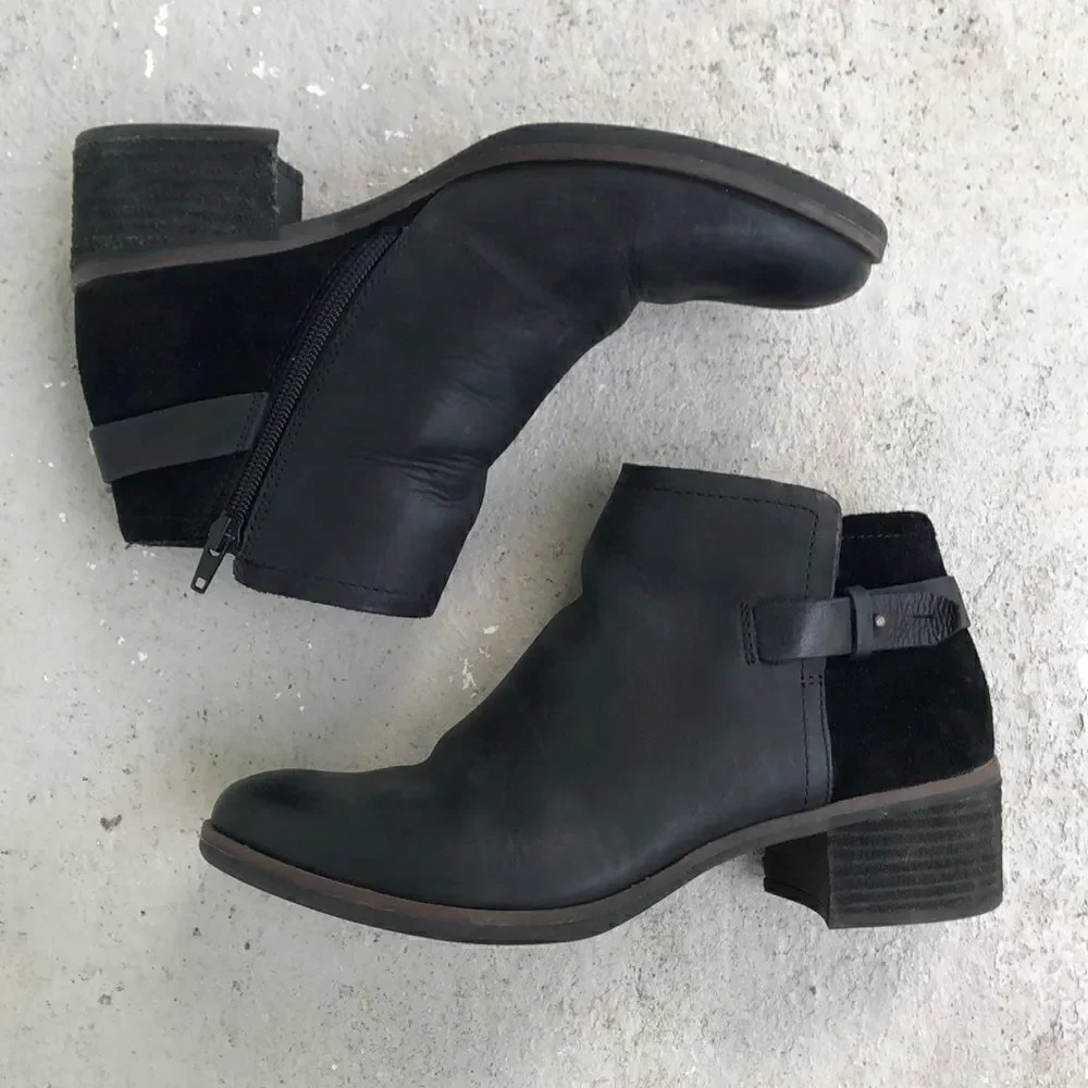 Korks  Booties